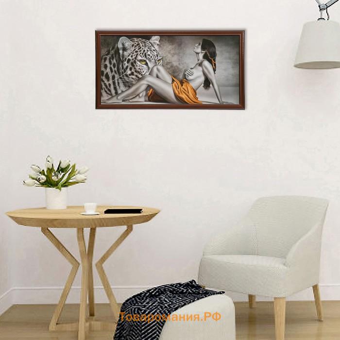 Картина "Девушка и леопард" 56х106см рамка микс