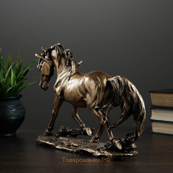 Фигура "Лошадь" темное золото,30х8х22см