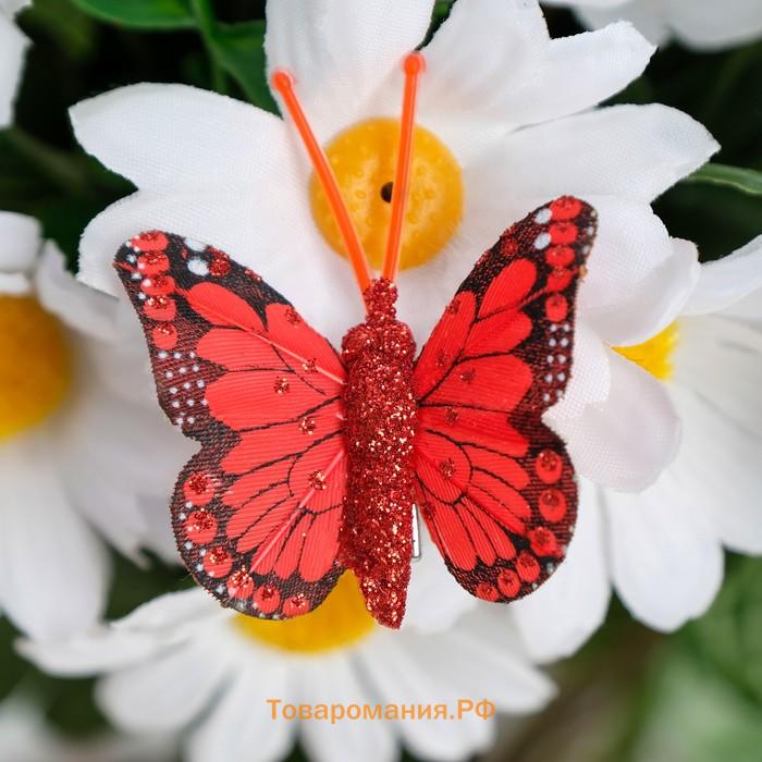 Бабочки для декора и флористики, на прищепке, пластиковые, красные, микс, 5 см и 8 см