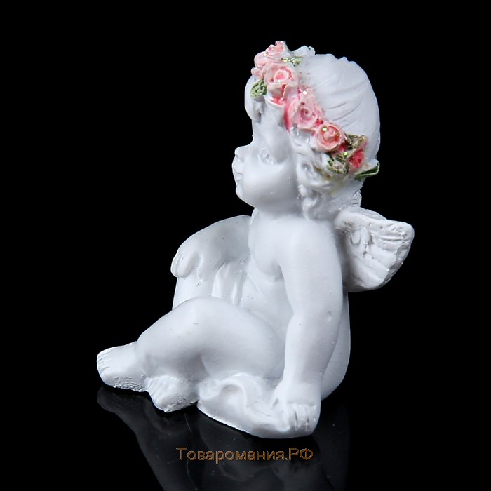Сувенир полистоун "Ангел в венке из роз" 3,4х2,5х2,5 см МИКС