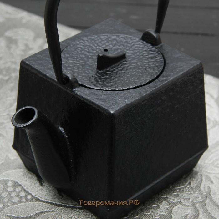 Чайник чугунный «Бокей. Этно», 700 мл, с ситом, с эмалированным покрытием, цвет чёрный
