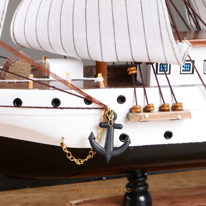 Корабль сувенирный большой «Дания», борта белые, паруса белые с полосами, 65х65х10 см