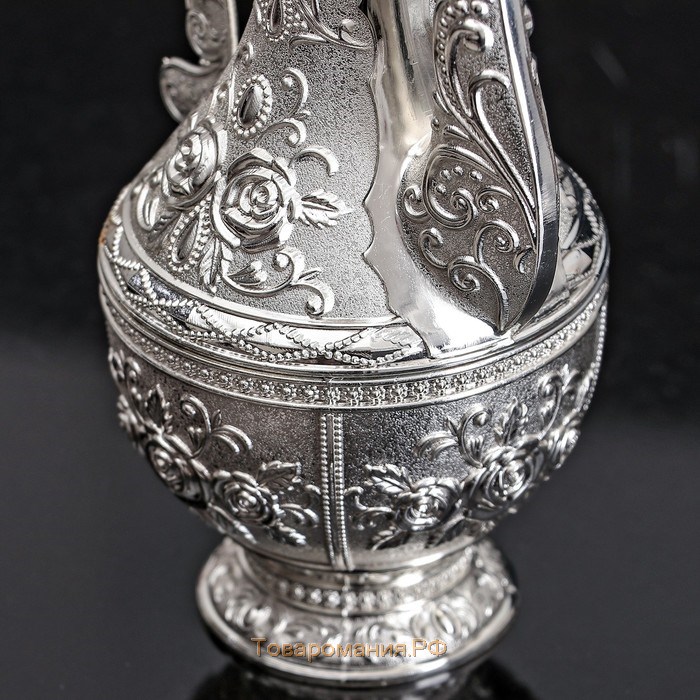 Набор сервировочный «Роскошь. Серебро», 8 предметов: поднос, кувшин, 6 рюмок, цвет серебряный