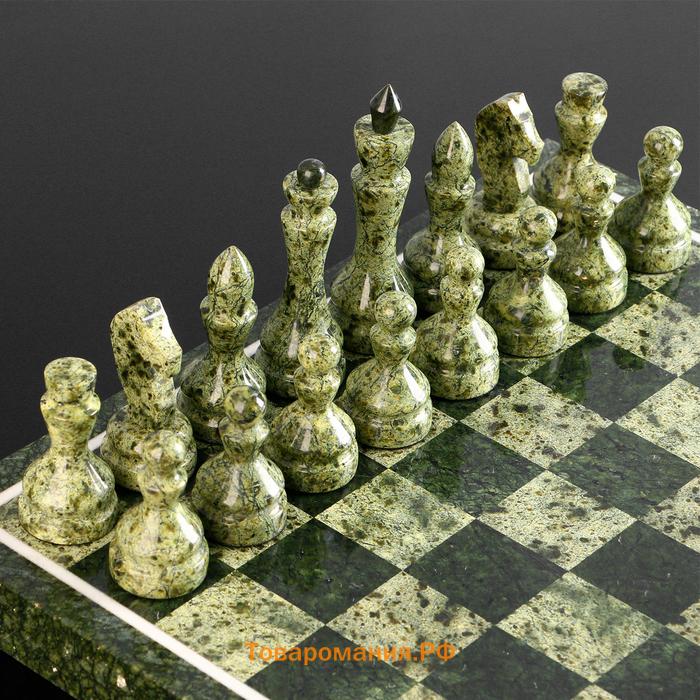 Шахматы, в подарочной упаковке, 40х40х3,5 см, змеевик