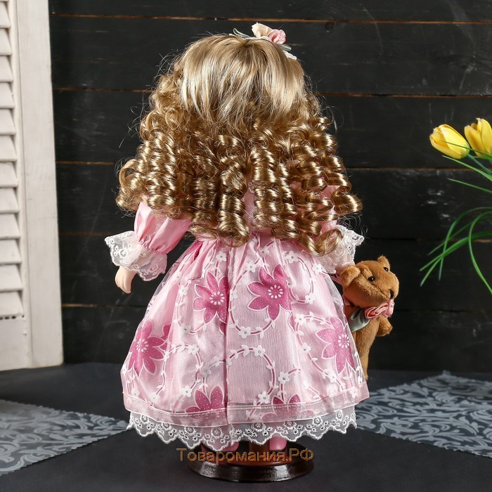 Кукла коллекционная керамика "Алина в нежно-розовом платье с мишкой" 35 см