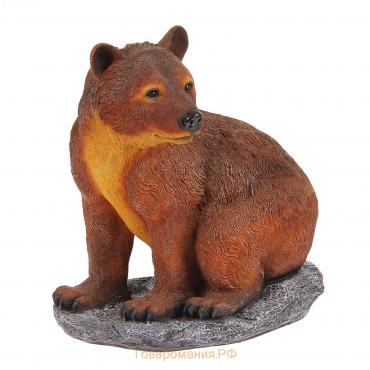 Садовая фигура "Медведь на камне" 50х37х57см