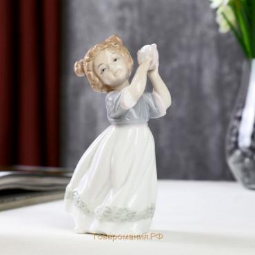 Сувенир керамика "Малышка с бубном" 14,5х8х6,5 см
