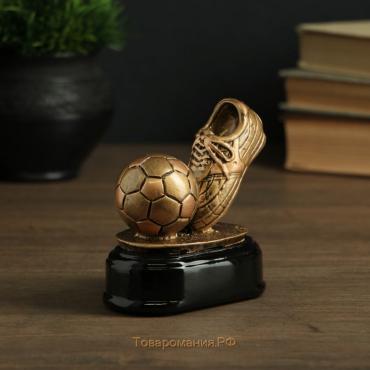 Стела "Футбол: золотой мяч" 11х11х7 см