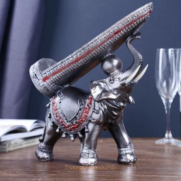 Сувенир полистоун подставка под бутылку "Грифельный слон" 29,5х29х10 см