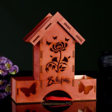 Чайный домик "8 марта. Бабочки на цветке", треугольная крыша